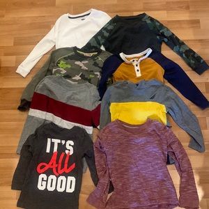 Long sleeve t shirts. Smoke free home.8 shirts total.